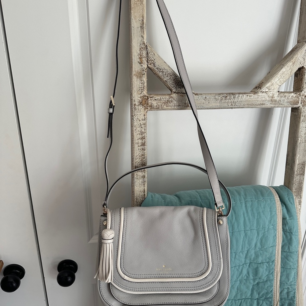 Kate Spade Elegant Gray Crossbody Bag